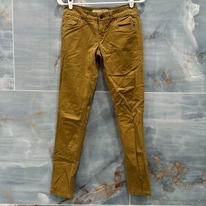 Mossimo khakis